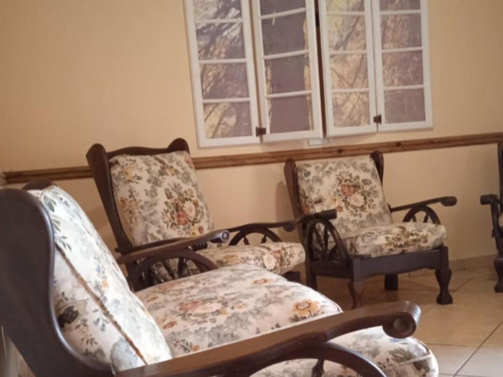 Kaste Guesthouse Тзанеен Экстерьер фото